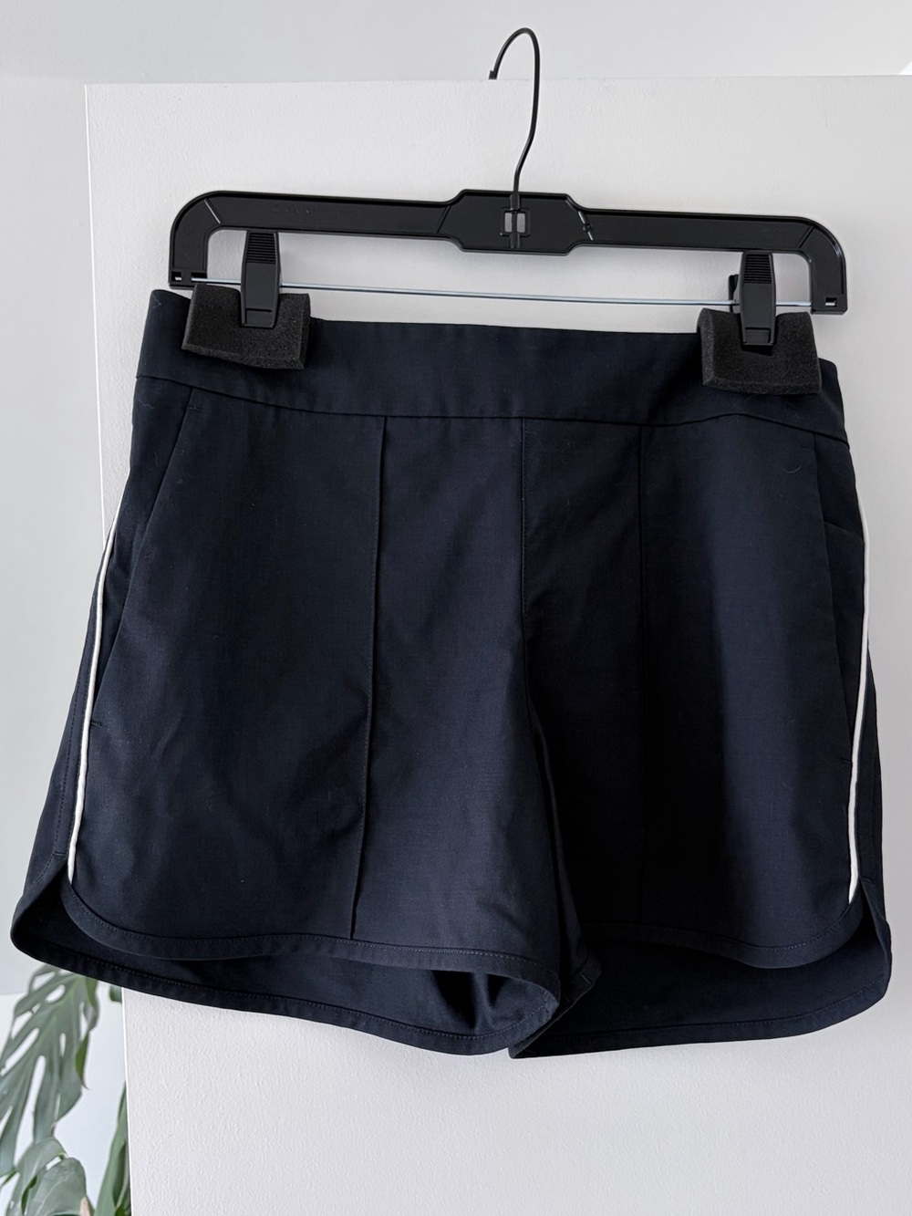 Kit and Ace Navy Pinstripe Suiting Shorts - Size 4